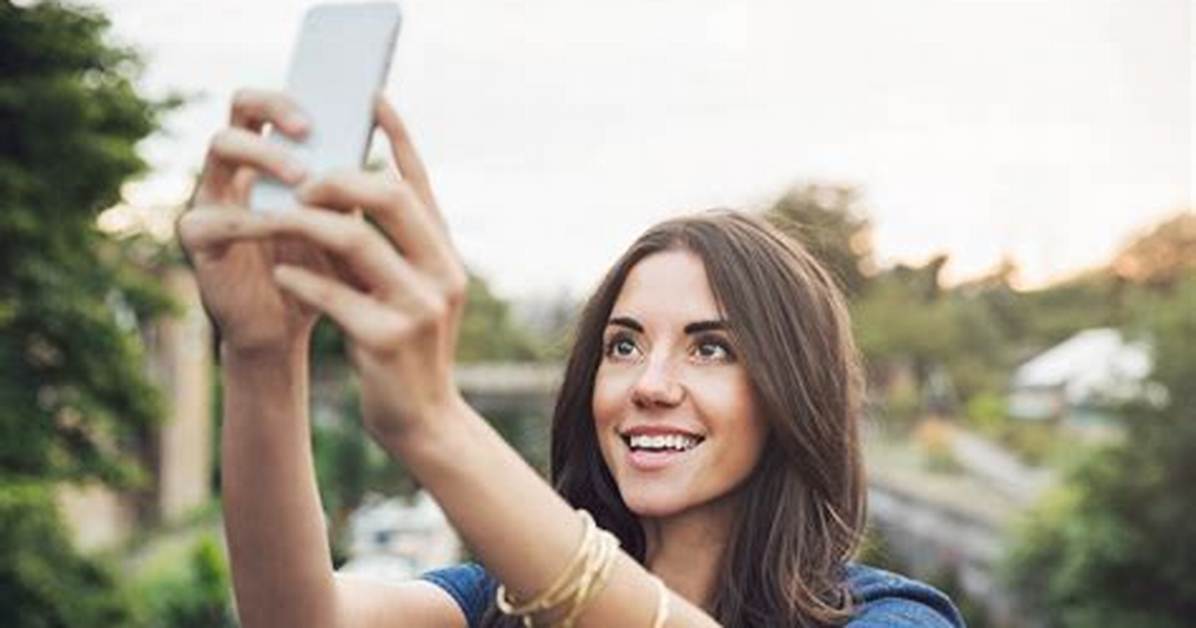 How Do You Take a Good Selfie on iPhone X?