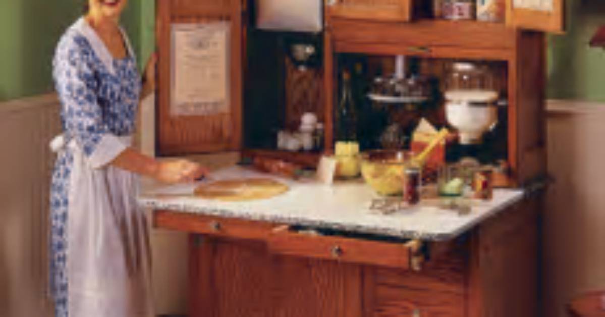 How Does a Hoosier Cabinet Work