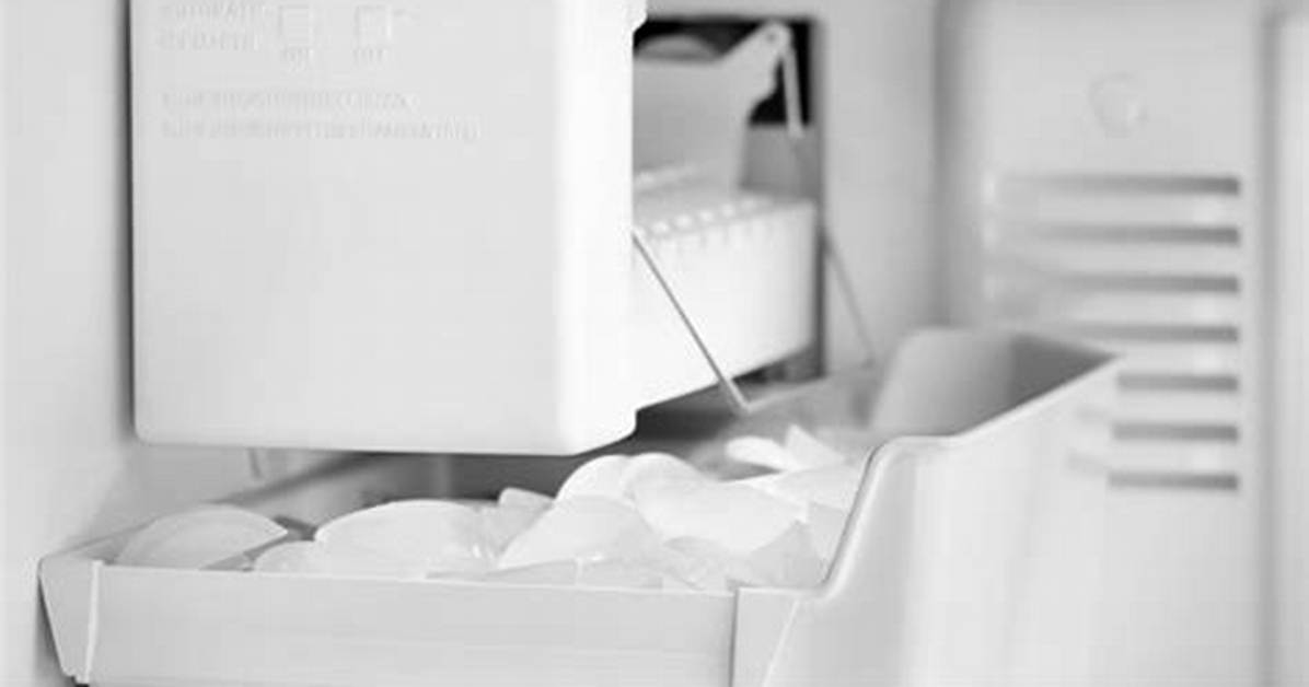 How Does an Ice Maker in a Freezer Work?