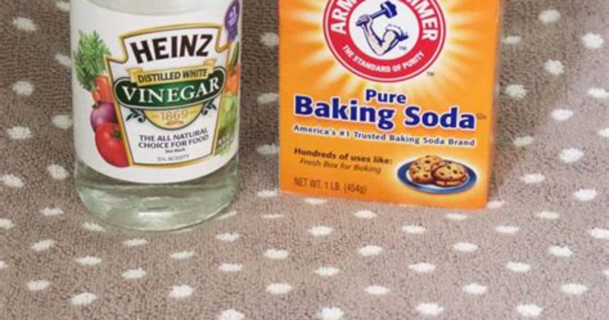 How Does Baking Soda and Vinegar Clean?
