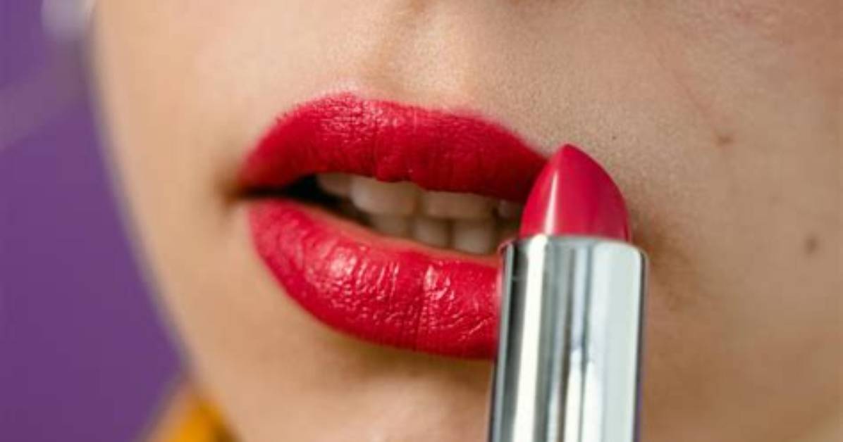 How Does Red Lipstick Make You Feel?
