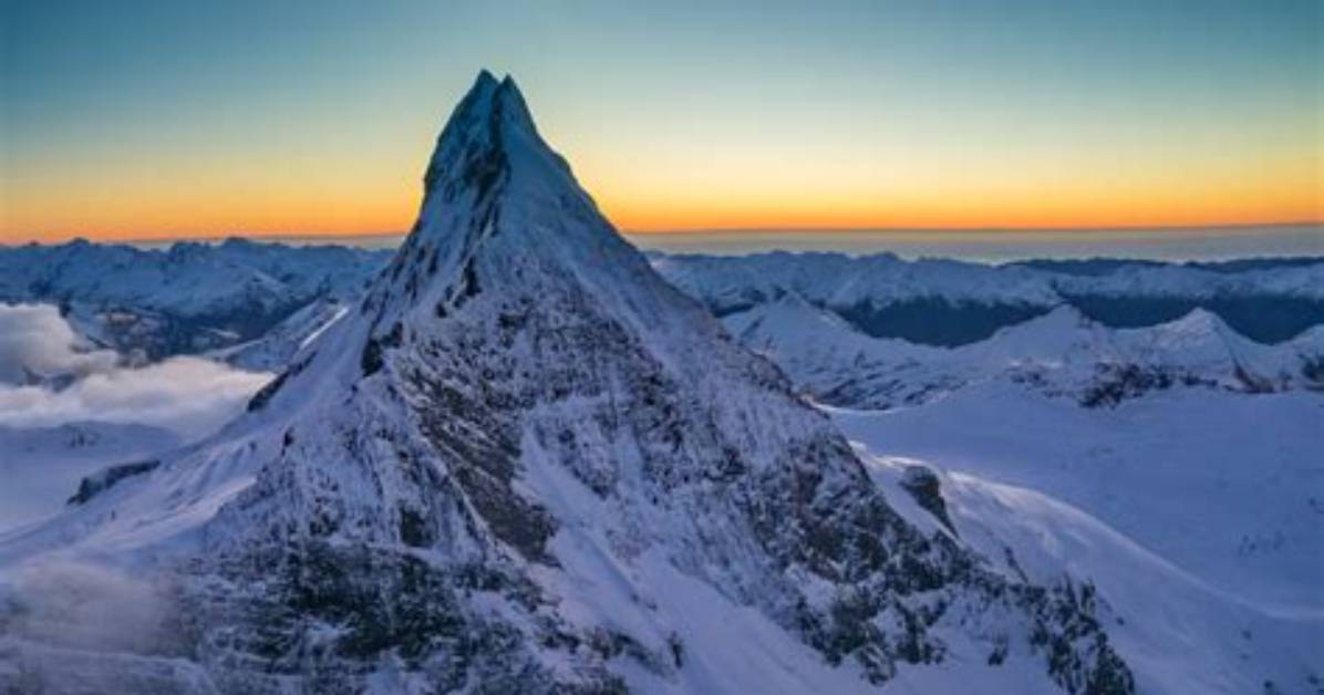 How High Is Mount Aspiring?