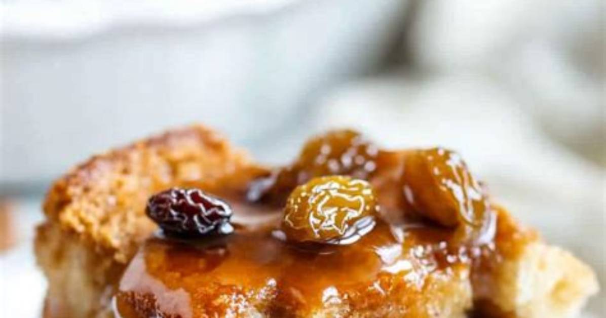 How Is Bread Pudding Served