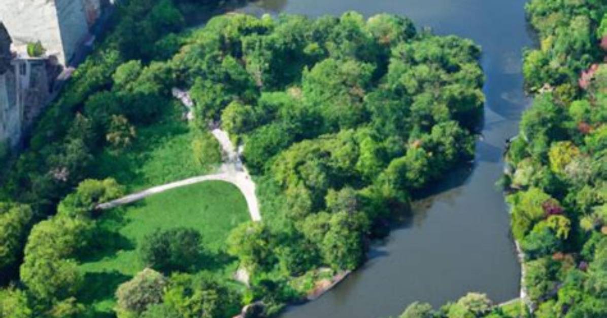 How Large Is Central Park?