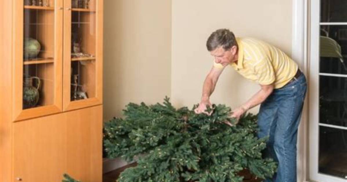 How Many Tips Should an Artificial Tree Have?