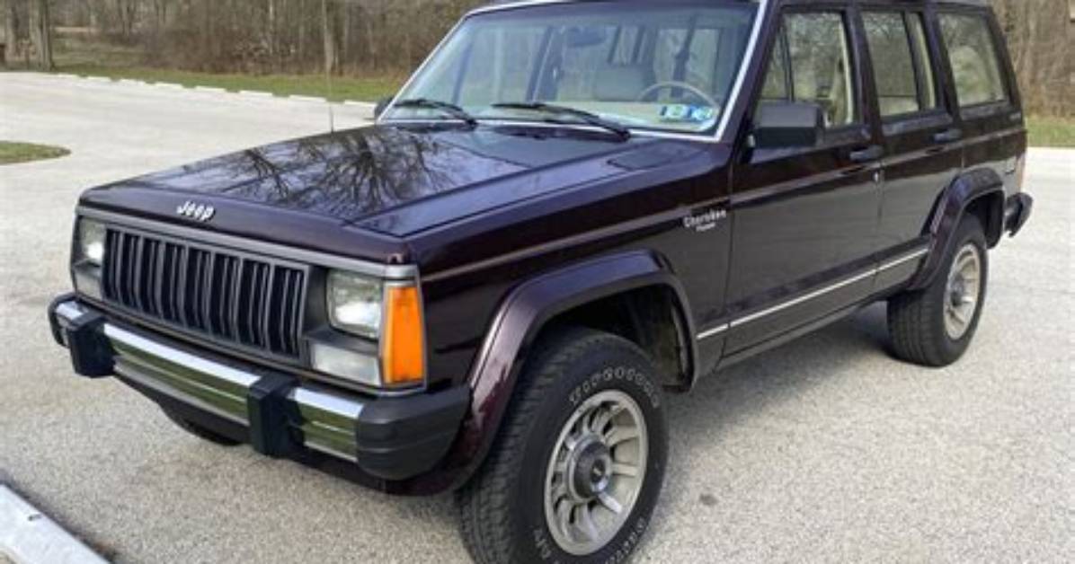 How Much Does a 1990 Jeep Cherokee Weigh?