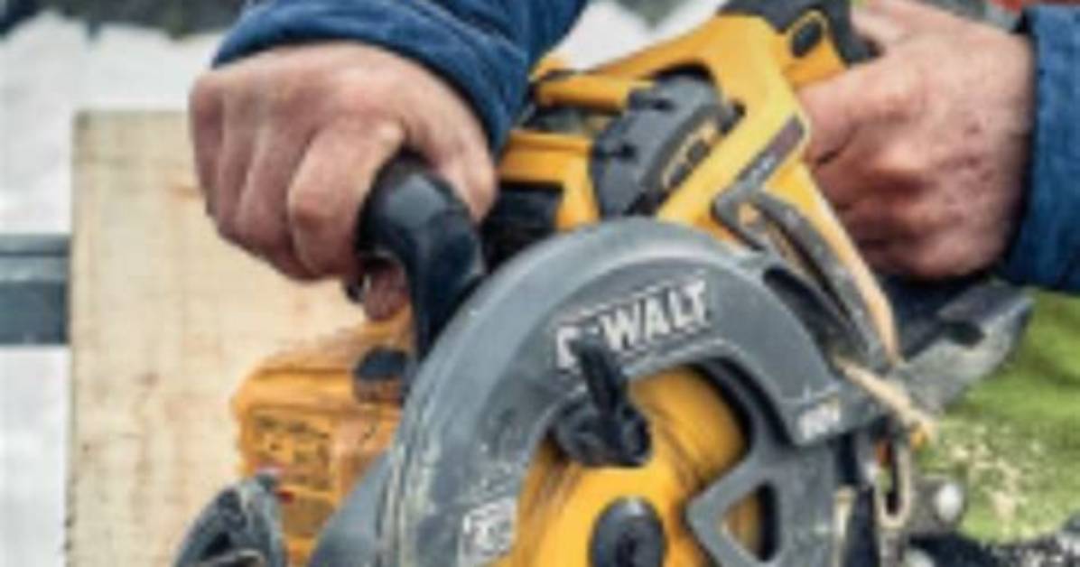 How Much Does a Circular Saw Weight