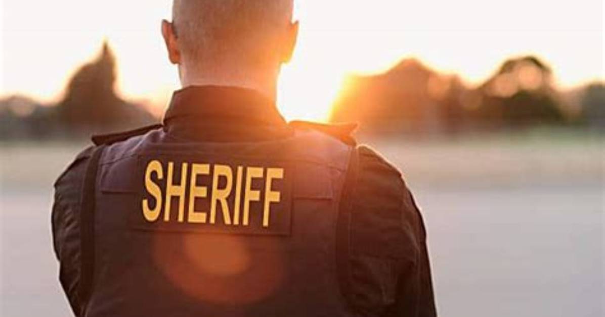 How Much Does a Sheriff Make in Florida