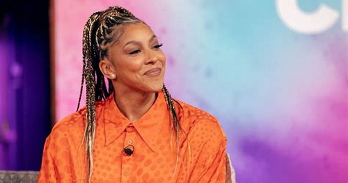 How Much Does Candace Parker Make?