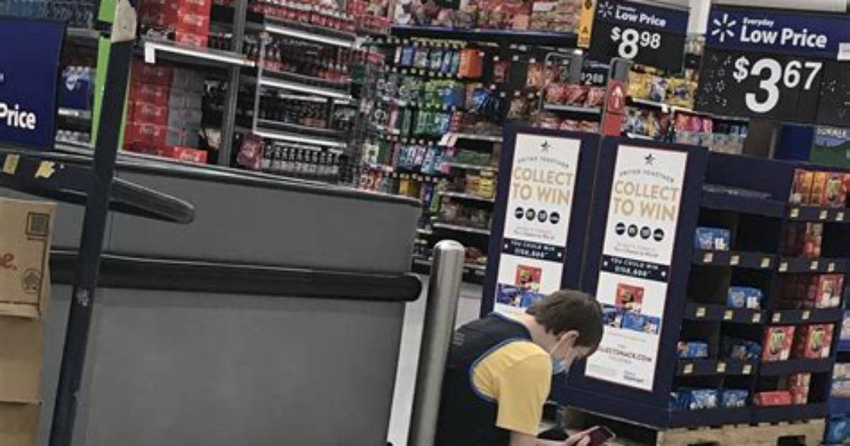 How Much Does Overnight Stocking at Walmart Pay?