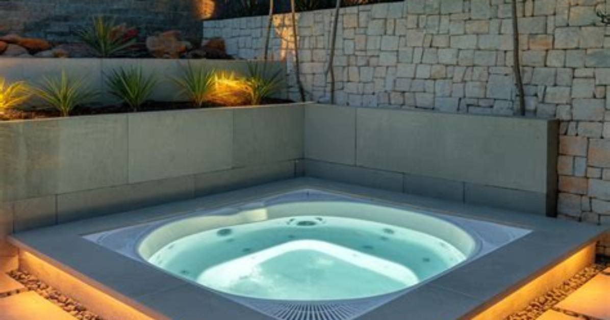 How Much Is a Outdoor Jacuzzi