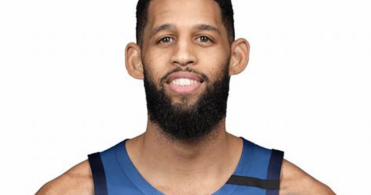 How Old Is Allen Crabbe?