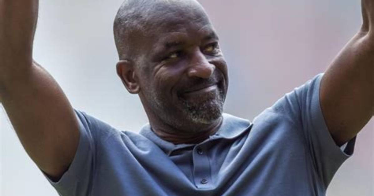How Old Is Chris Powell?