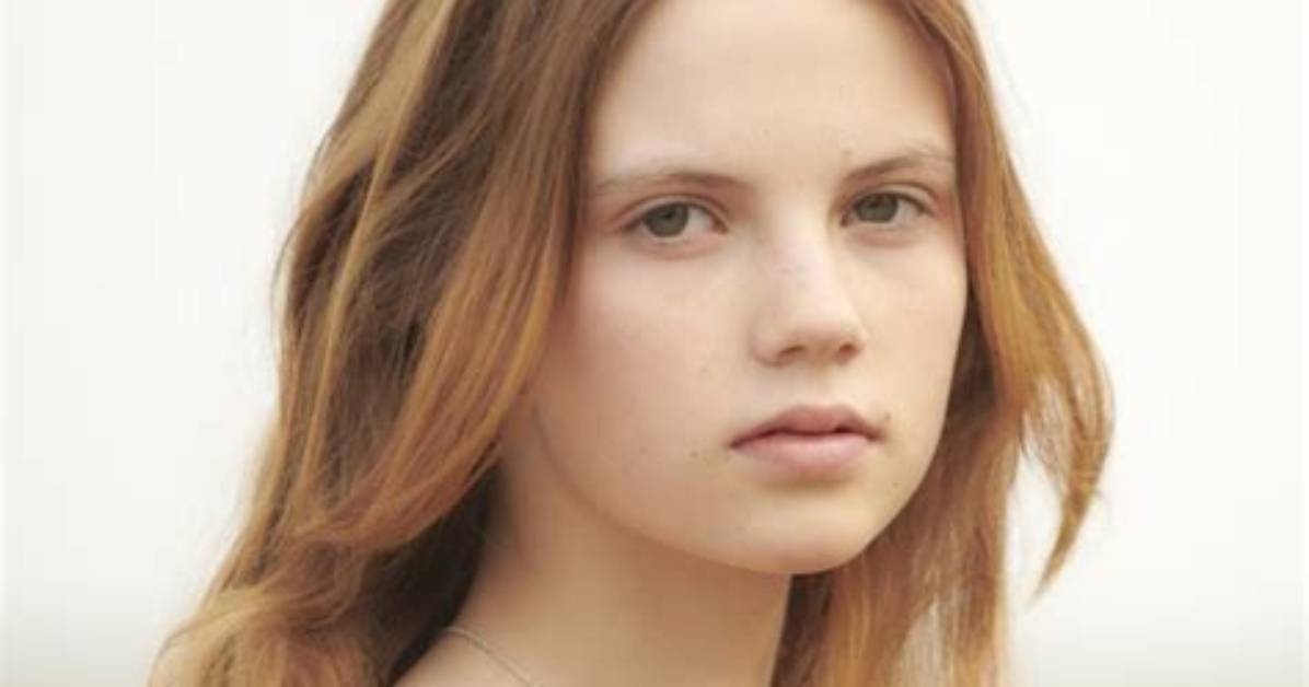 How Old Is Isla Johnston? Age, Movies and Tv Shows, Height & Facts