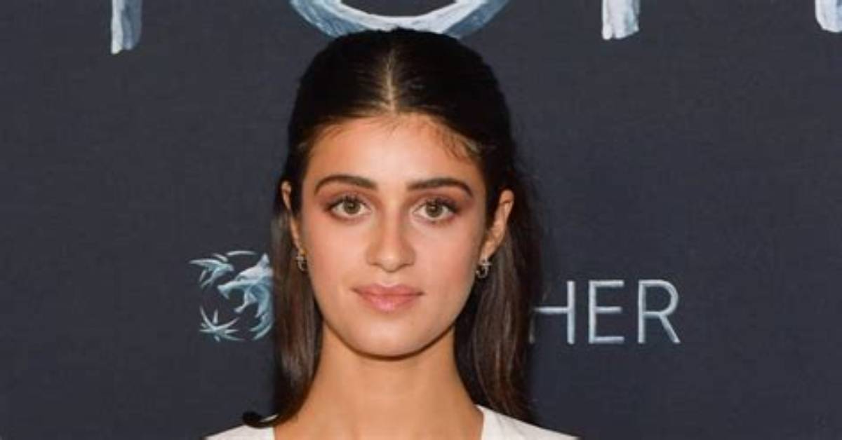 How Tall Is Anya Chalotra? Her Height and Education Details