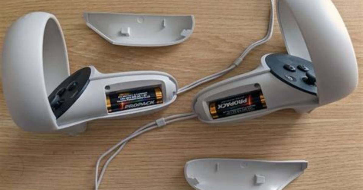 How to Charge Quest 2 Controllers