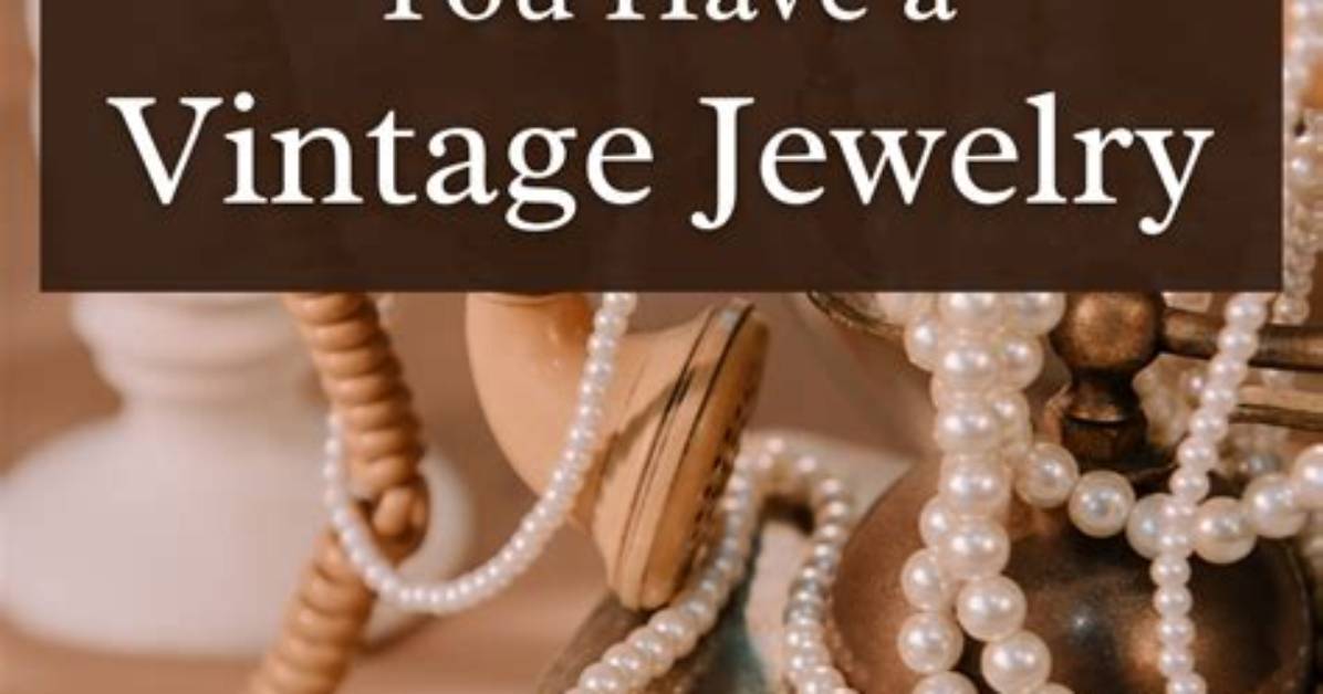 How to Cleanse Your Vintage Jewelry