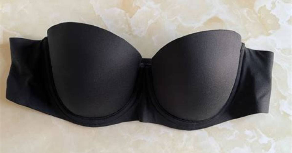 How to Find a Strapless Bra That Fits