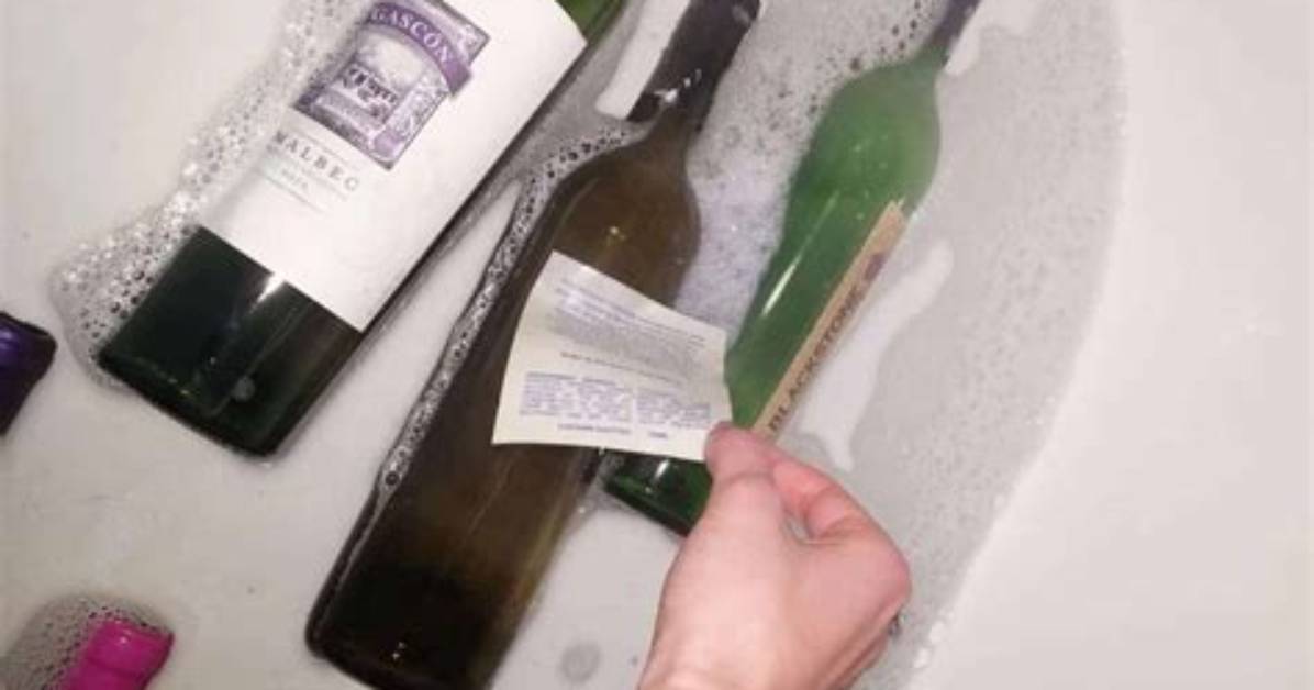How to Get Labels off Wine Bottles