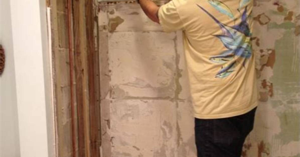 How to Remove Tile from Shower Wall