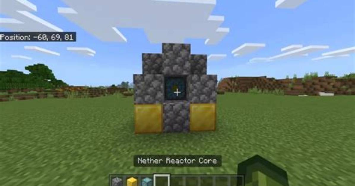 How to Use a Nether Reactor in Minecraft