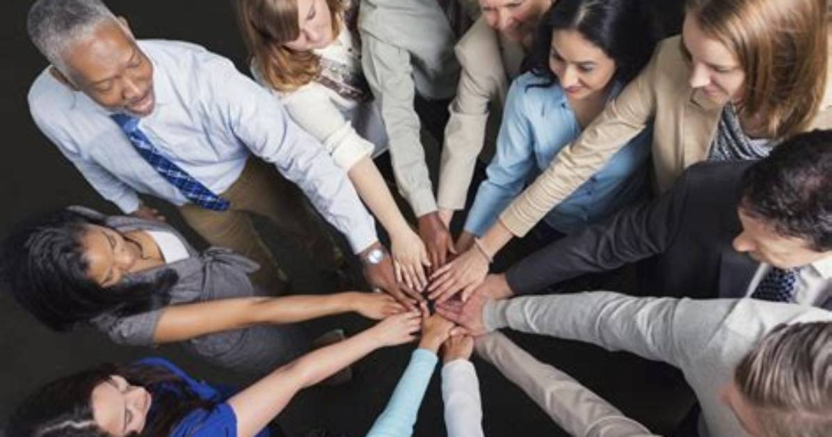 Huddle Meaning