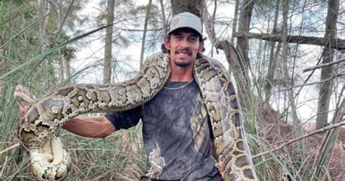 Hunting Pythons in the Everglades with Dusty ‘The Wildman’ Crum on Discovery Channel’s ‘Guardians of the Glades’