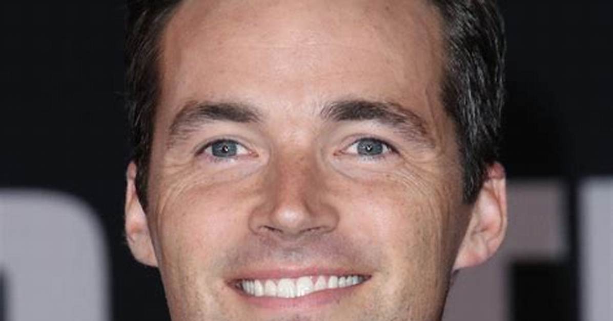 Ian Harding