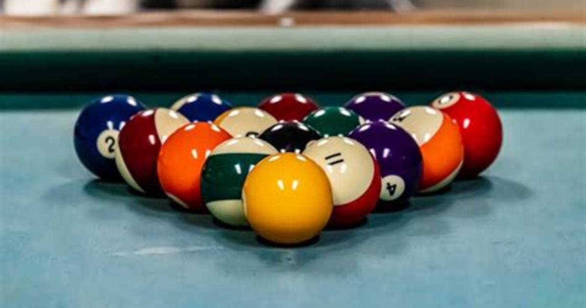 In Pool How Many Balls?