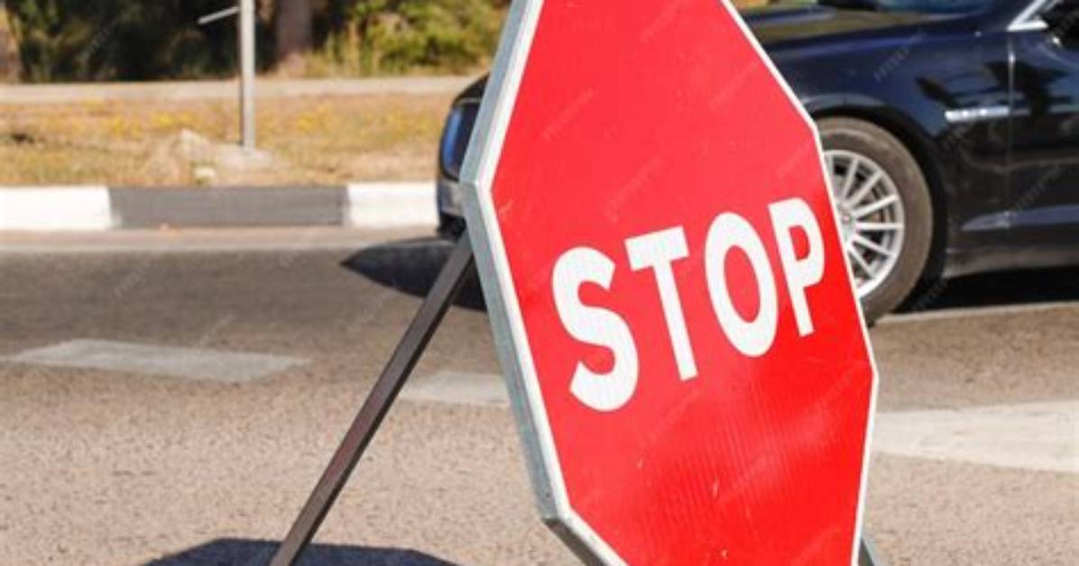 In Stop or Stopped?
