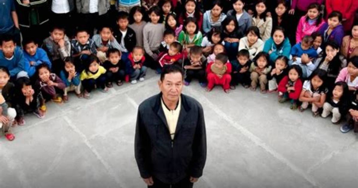 Introducing the World’s Biggest Family: 39 Wives, 94 Children and 33 Grandchildren