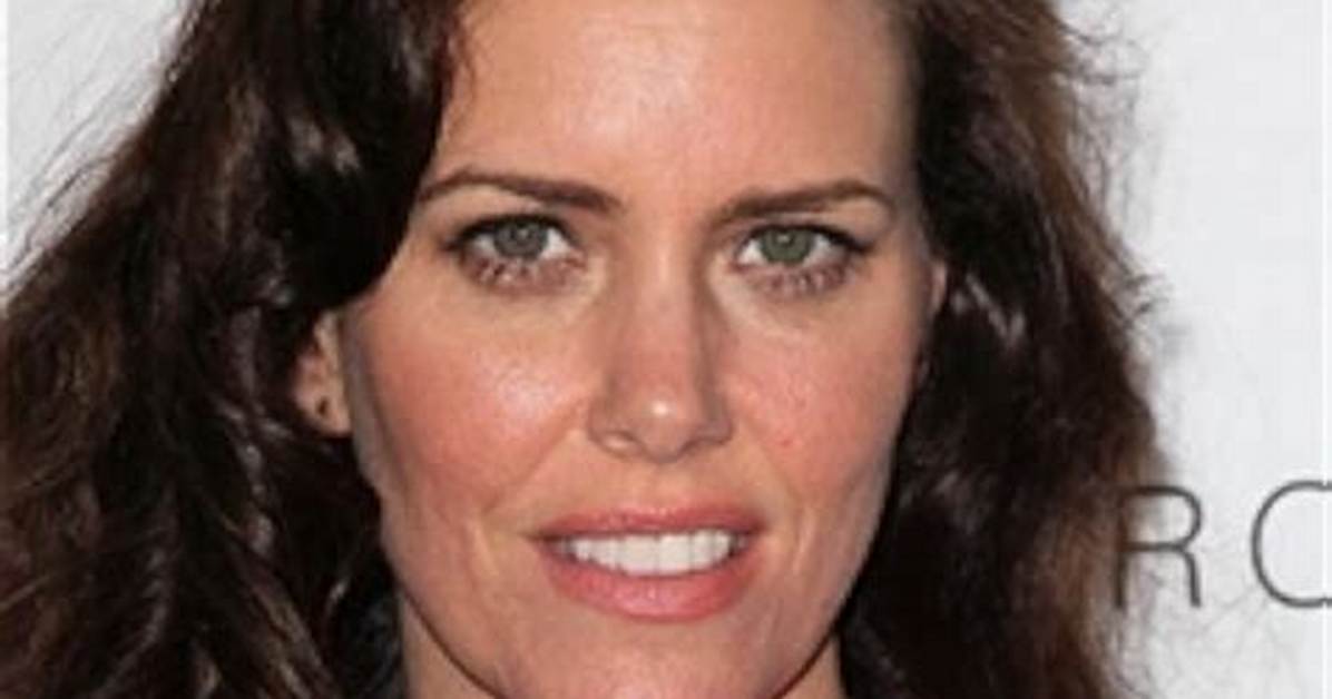Ione Skye