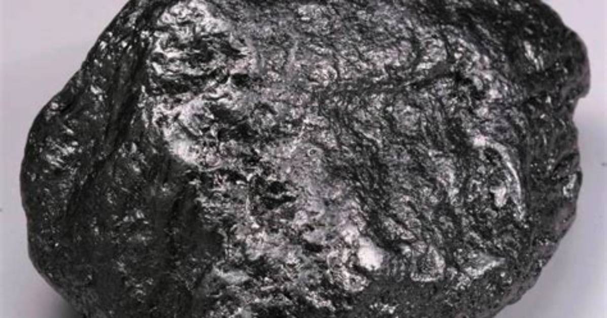 Is Graphite a Element