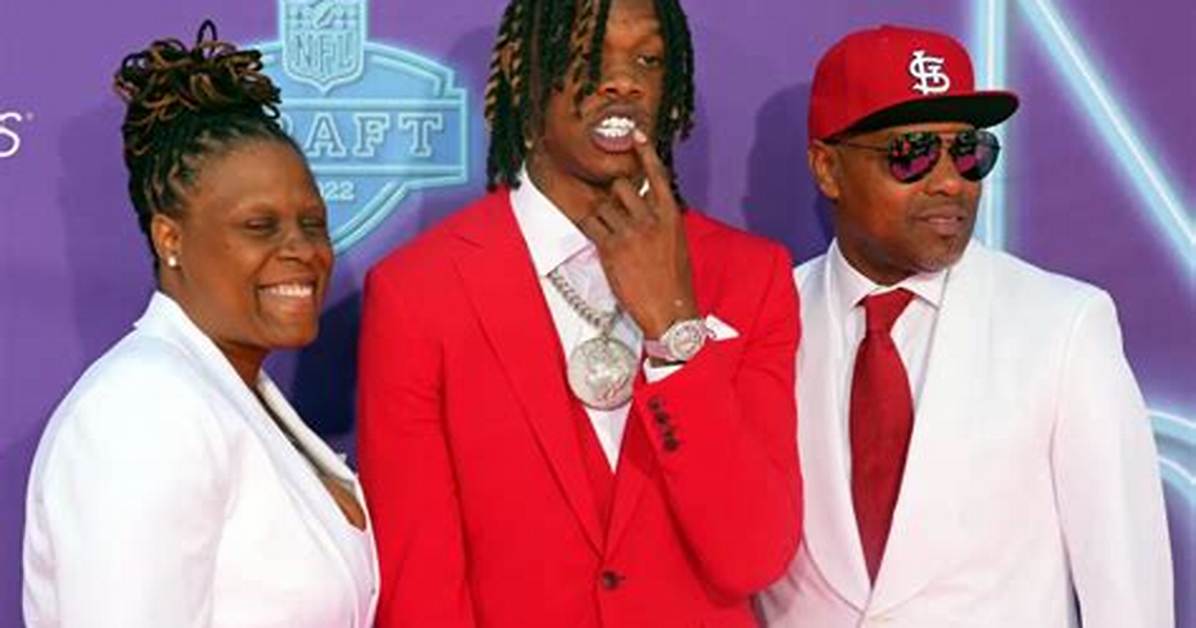 Is Jameson Williams Dating? Know His Parents and Girlfriend