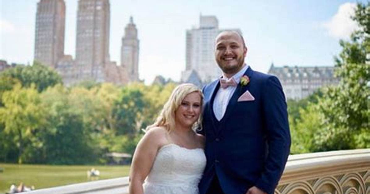Is Jane Lockhart Married? Husband & Age