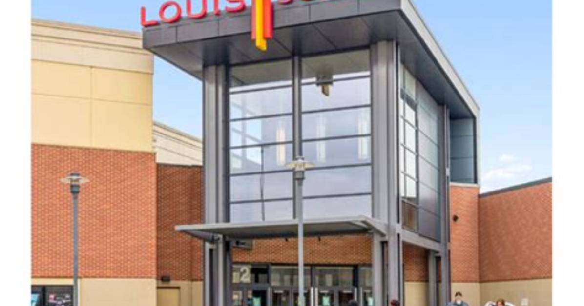 Is Joliet Mall Open?