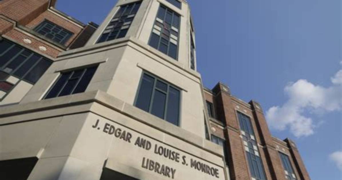 Is Loyola Library Open?