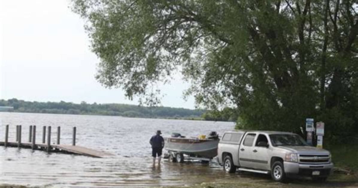 Is Manistee Lake Polluted?