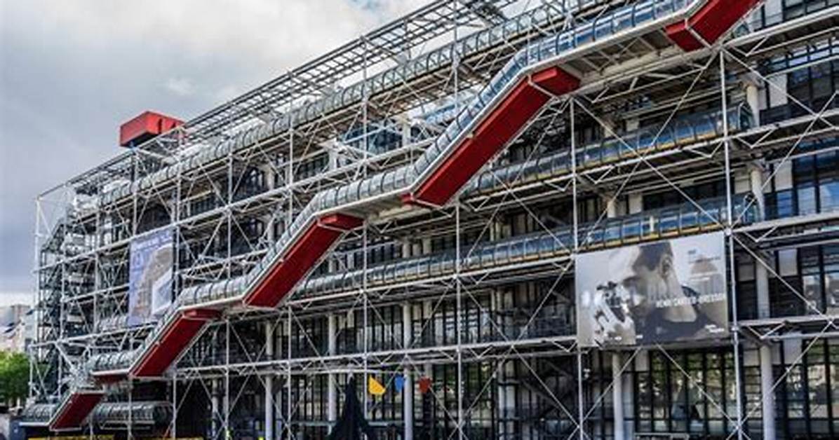 Is Pompidou Centre Open