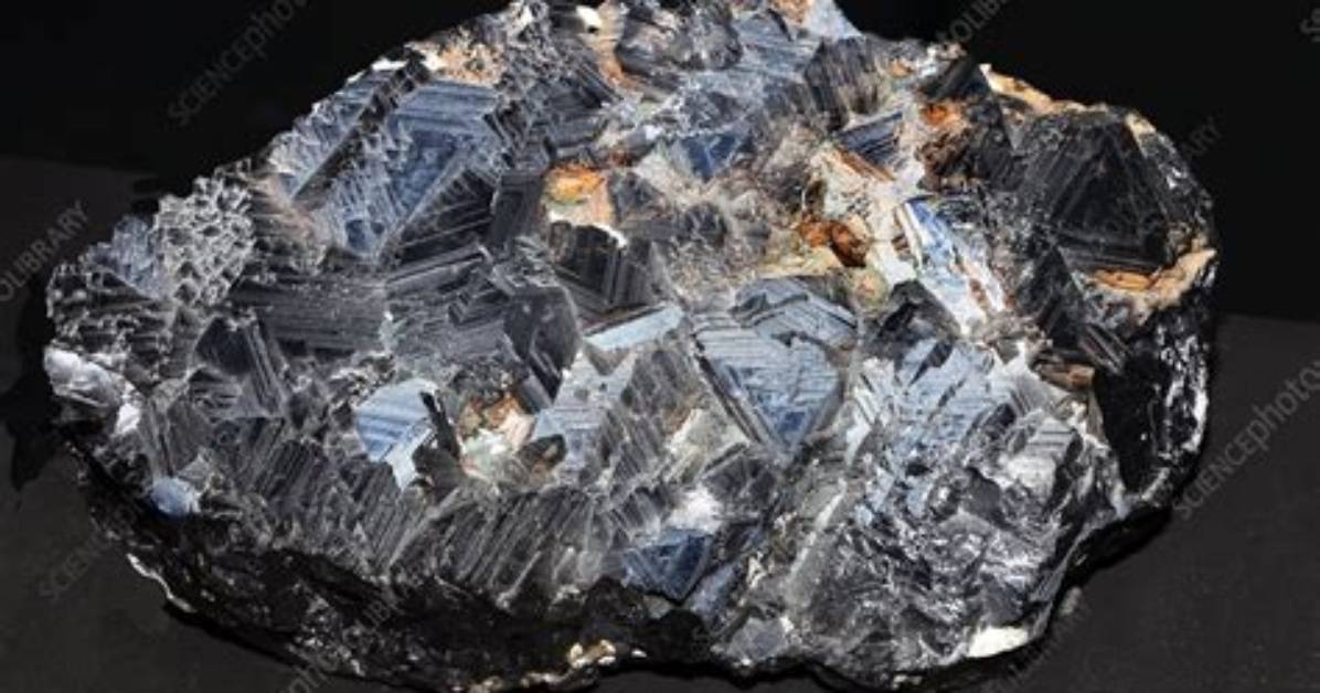 Is Sphalerite Magnetic