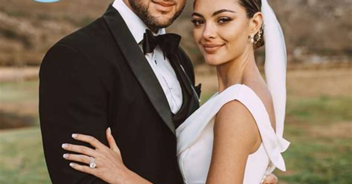 Is Tim Tebow Married or Dating? – Celebrity