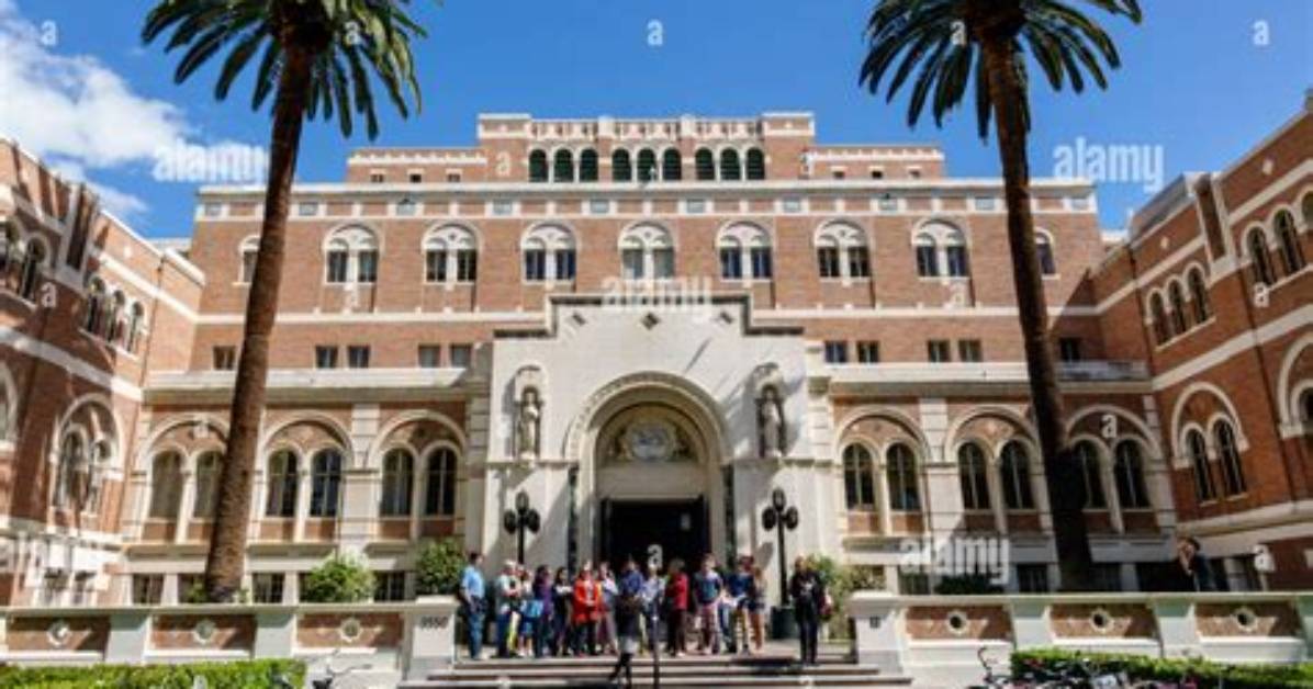 Is Usc an Open Campus