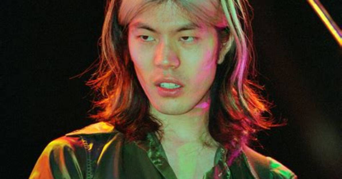 James Iha