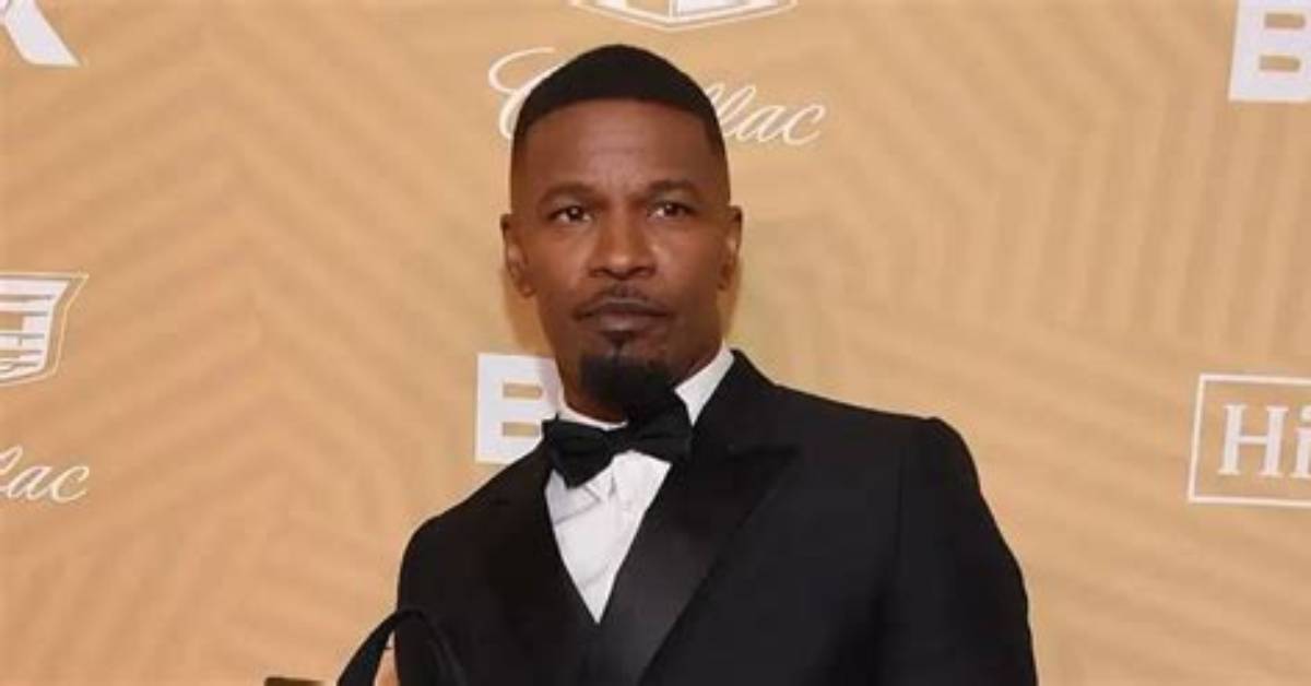 Jamie Foxx's Family Prepares for Worst as Actor Remains Hospitalised, Fans Worry: "We Can’t Lose This Man"