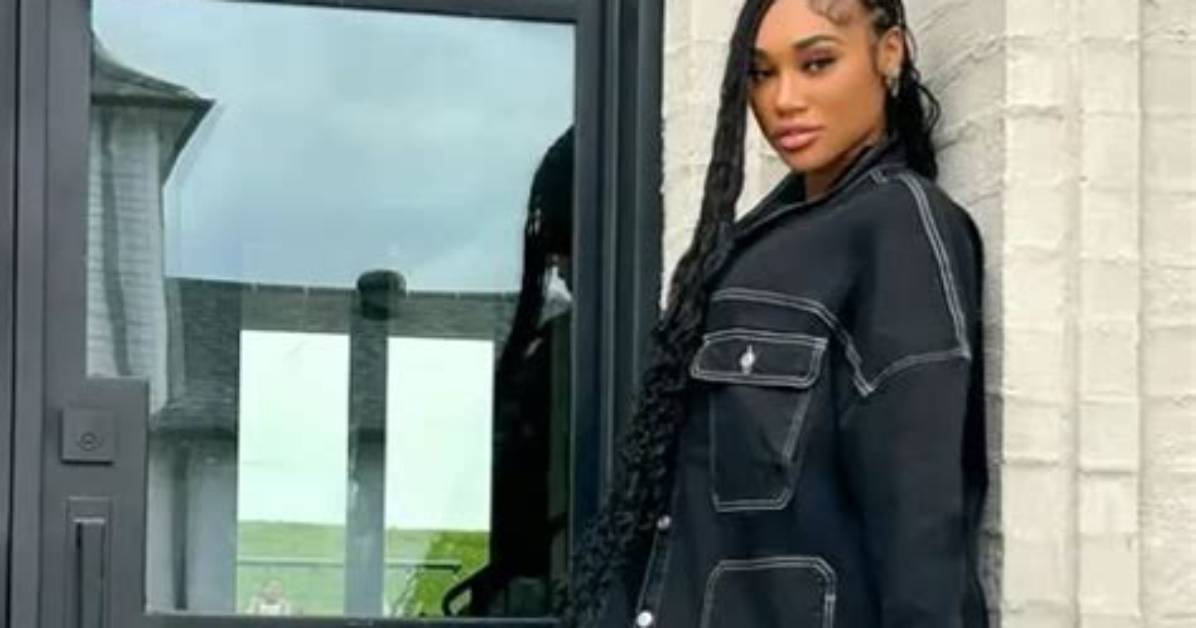 Jania Meshell - Bio, Net Worth, Height