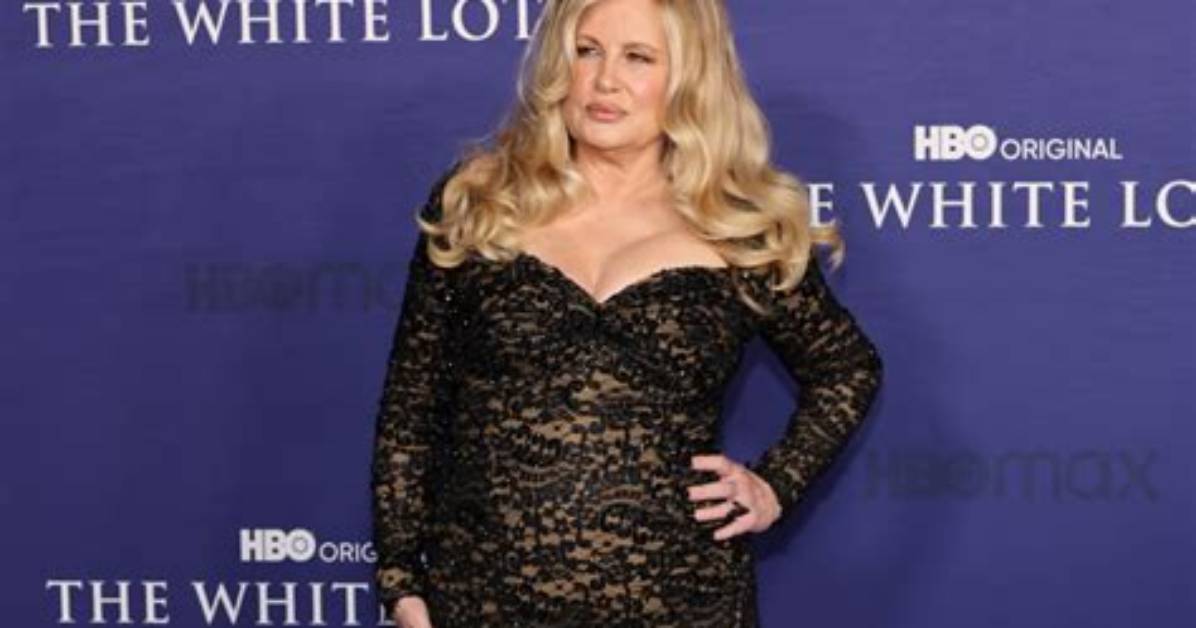 Jennifer Coolidge Said Men Dm Her with Pictures of Anything "Besides Their Face"