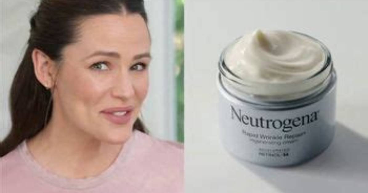 Jennifer Garner's Neutrogena Wrinkle Repair Oil Is on Sale