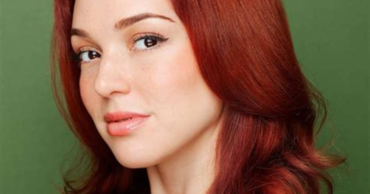 Jennifer Stone