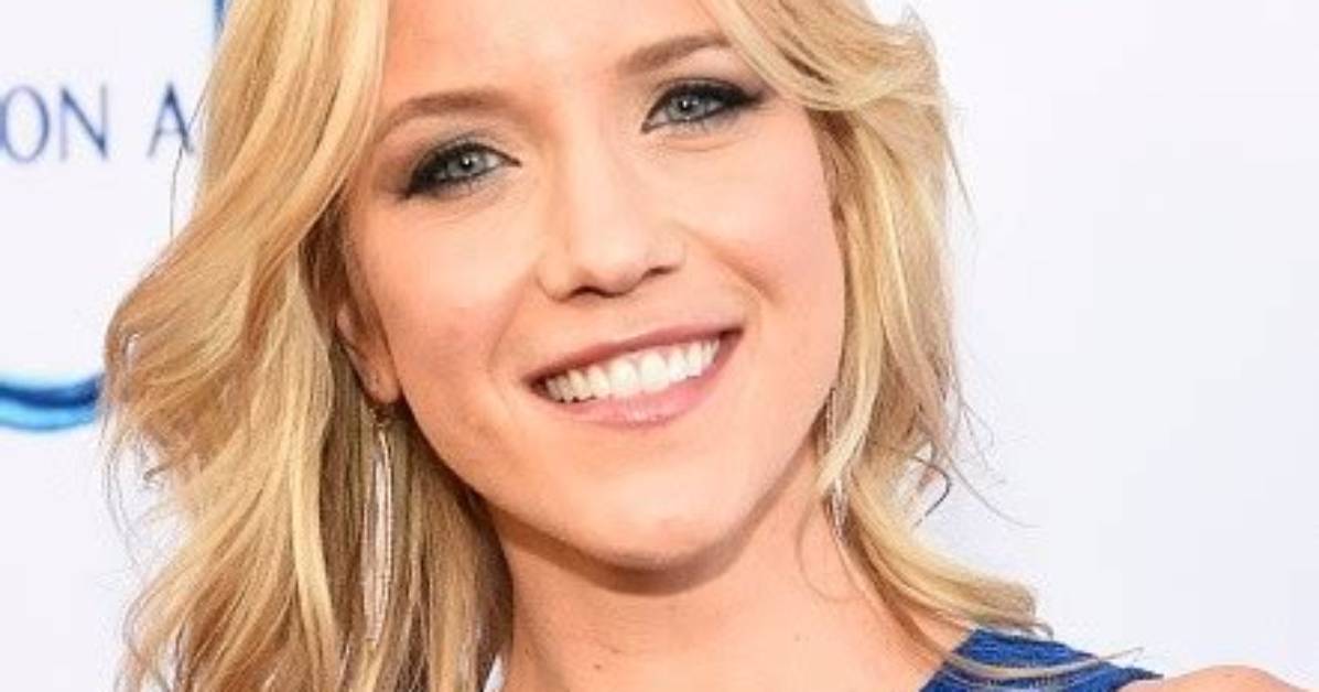 Jessy Schram Net Worth