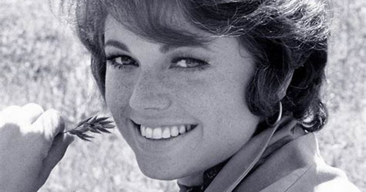 Jo Ann Pflug